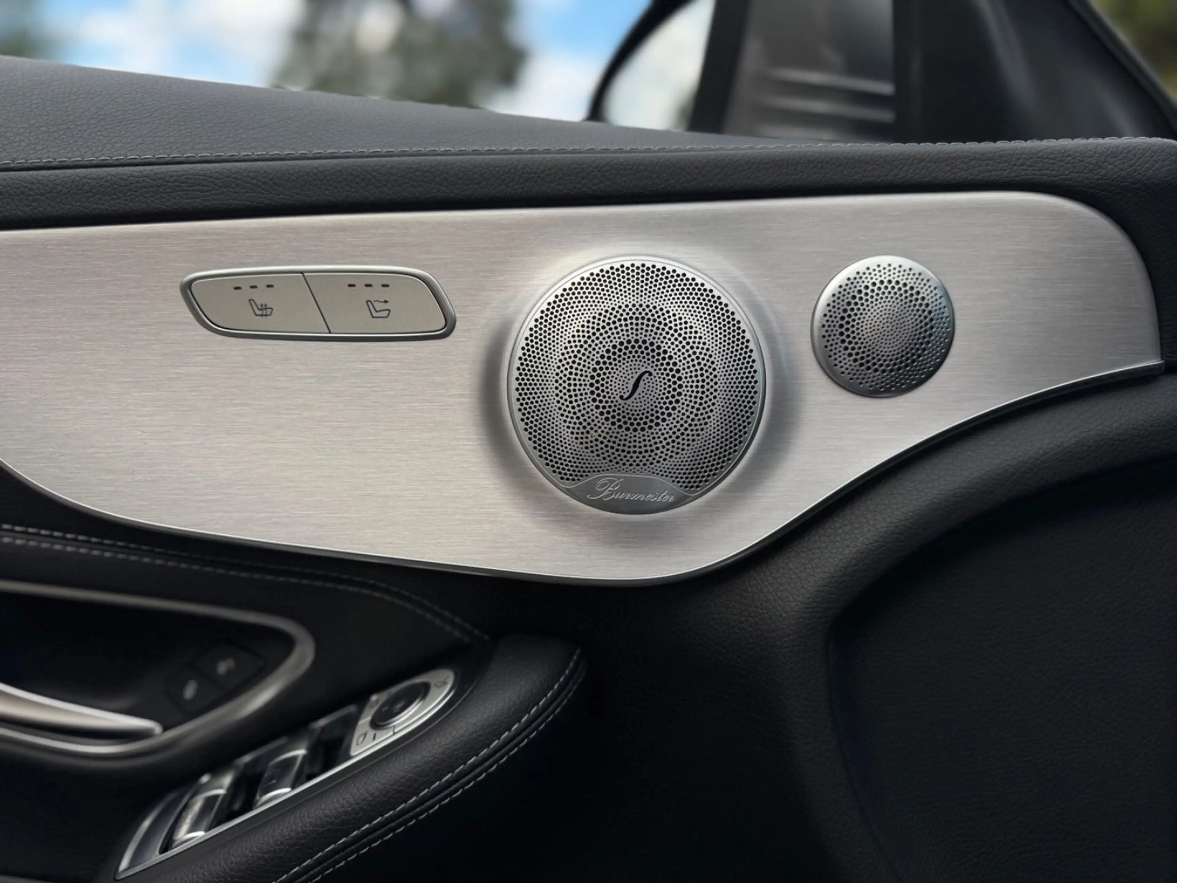Mercedes-Benz C 250 AMG BURMESTER AIRCAP COMAND ILS DISTR CAM — photo 33