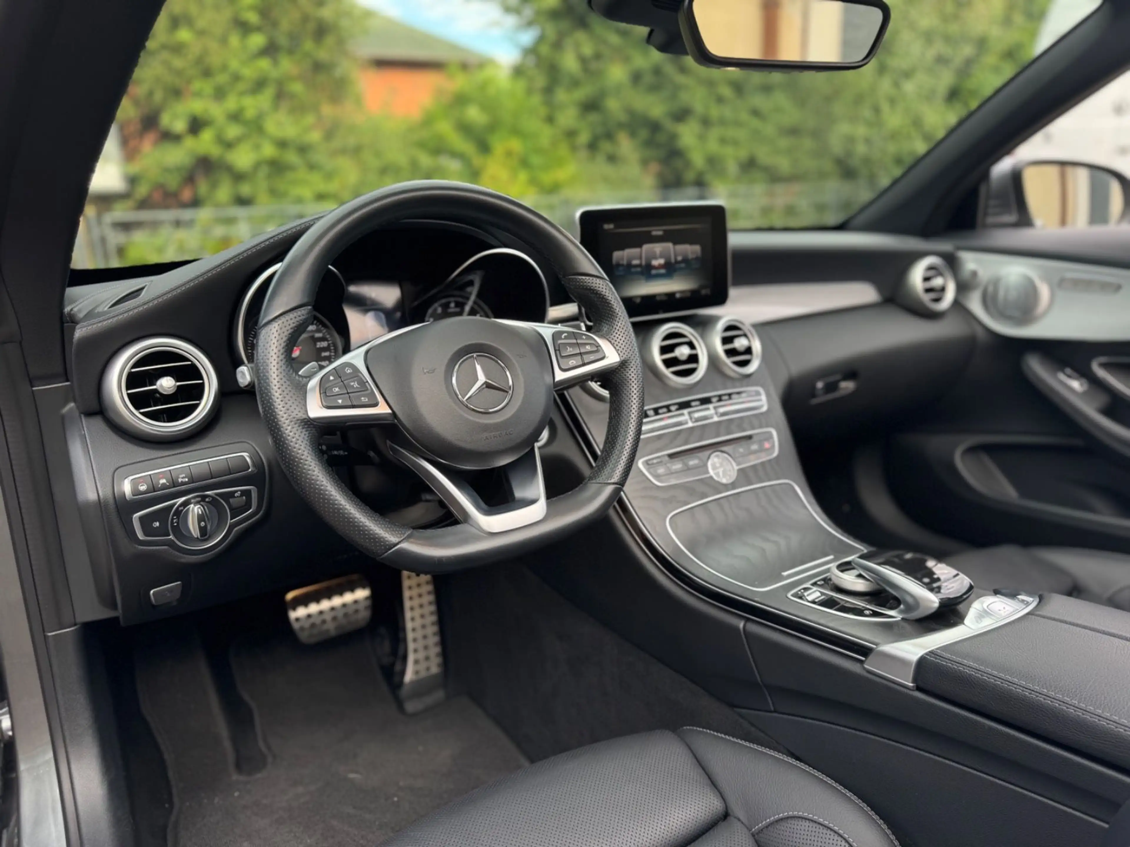 Mercedes-Benz C 250 AMG BURMESTER AIRCAP COMAND ILS DISTR CAM — photo 22