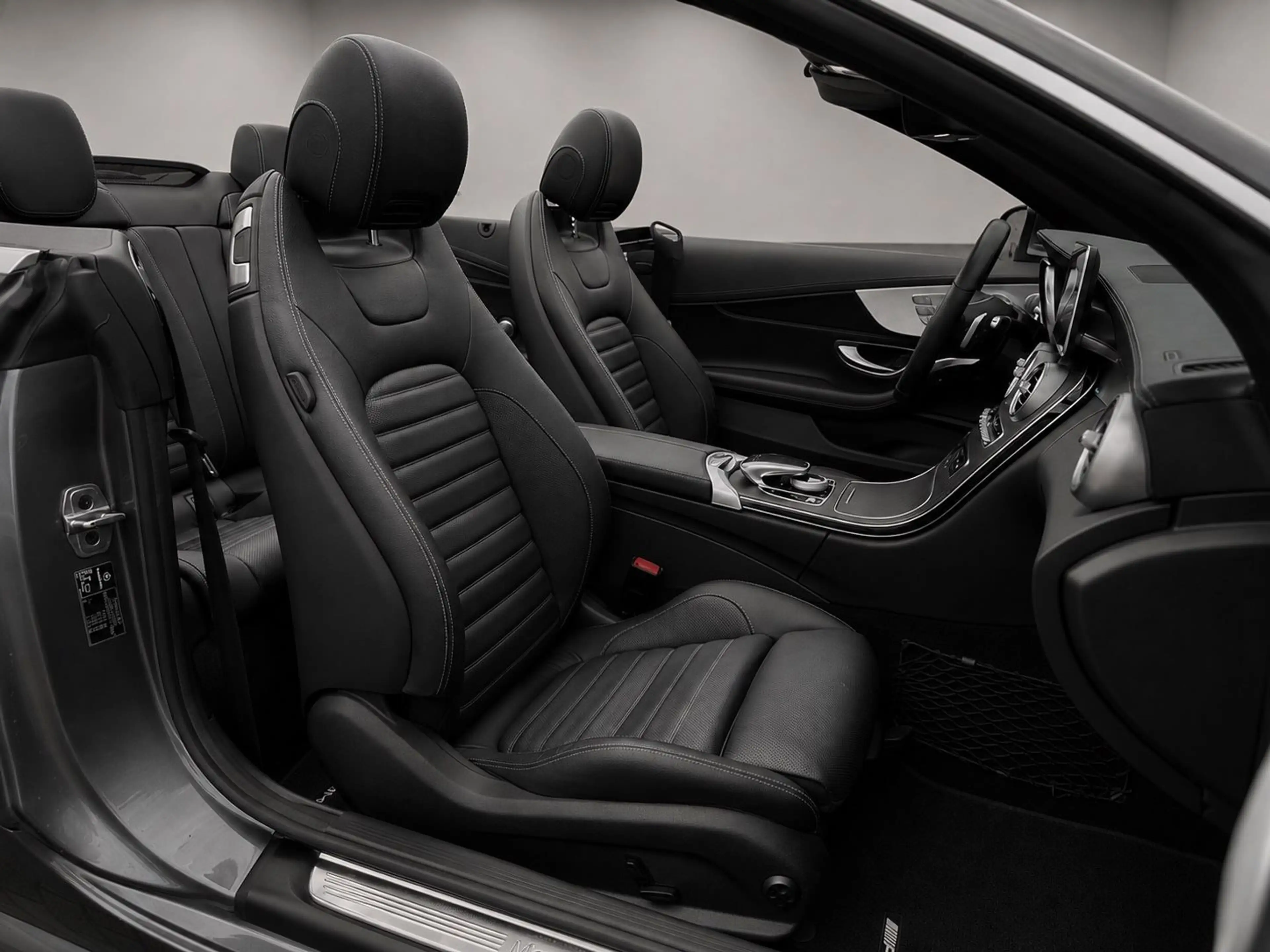 Mercedes-Benz C 250 AMG BURMESTER AIRCAP COMAND ILS DISTR CAM — photo 18