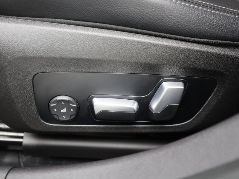 BMW 320 e Berline — photo 16