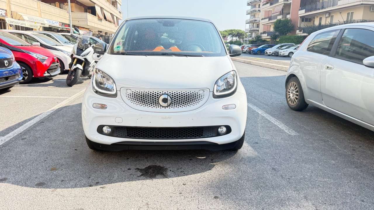 smart forFour forfour 90 0.9 Turbo Passion LED NAVI CAR PLAY PDC