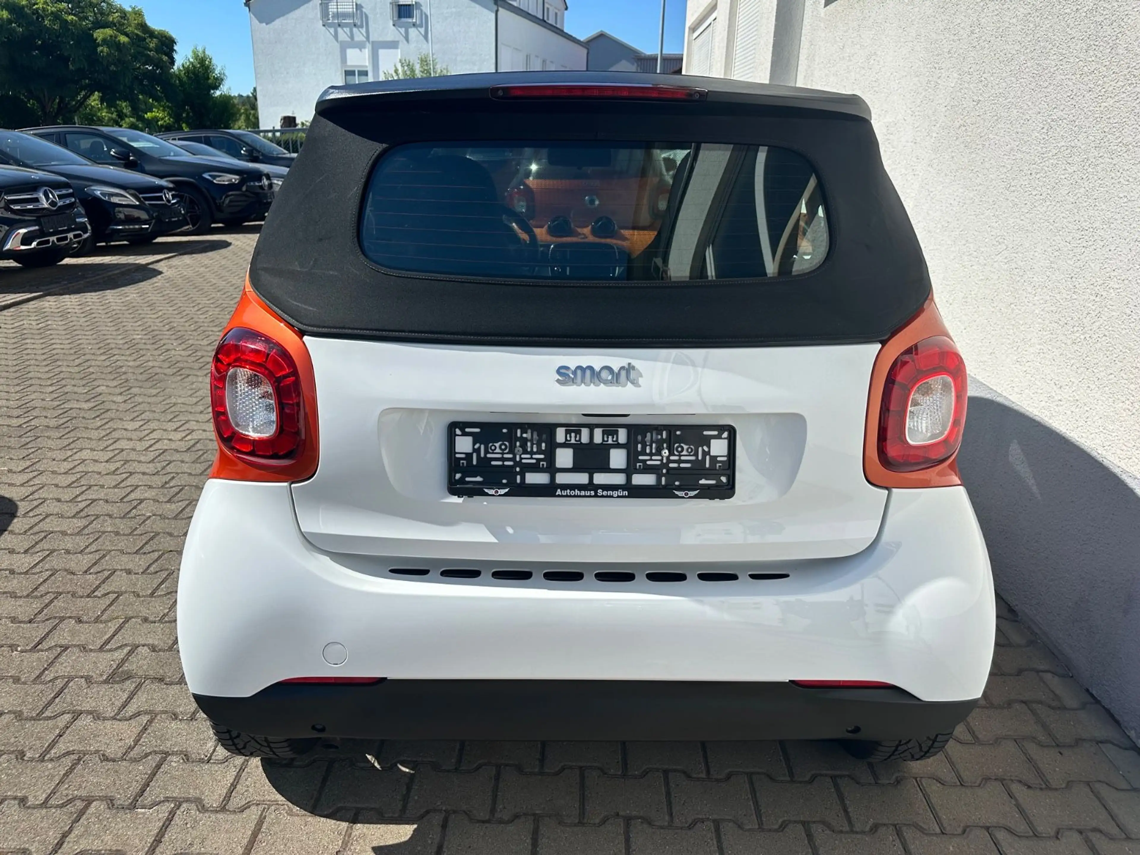 smart forTwo For Two Cabrio 90 PS Navi / LED & Sensor-Paket — photo 5