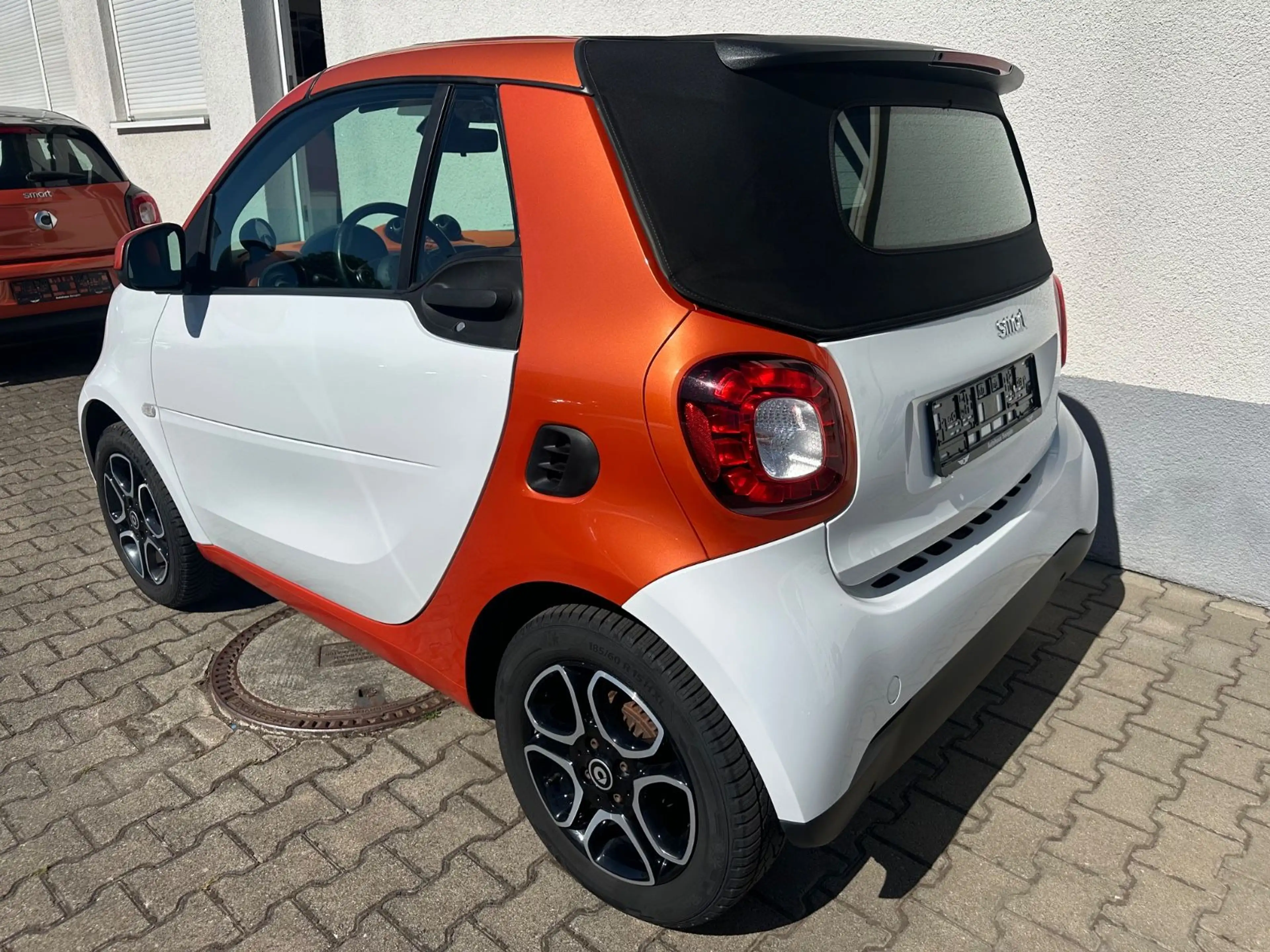 smart forTwo For Two Cabrio 90 PS Navi / LED & Sensor-Paket — photo 7