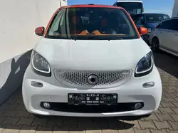 Smart ForTwo For Two Cabrio 90 PS Navi / LED & Sensor Paket