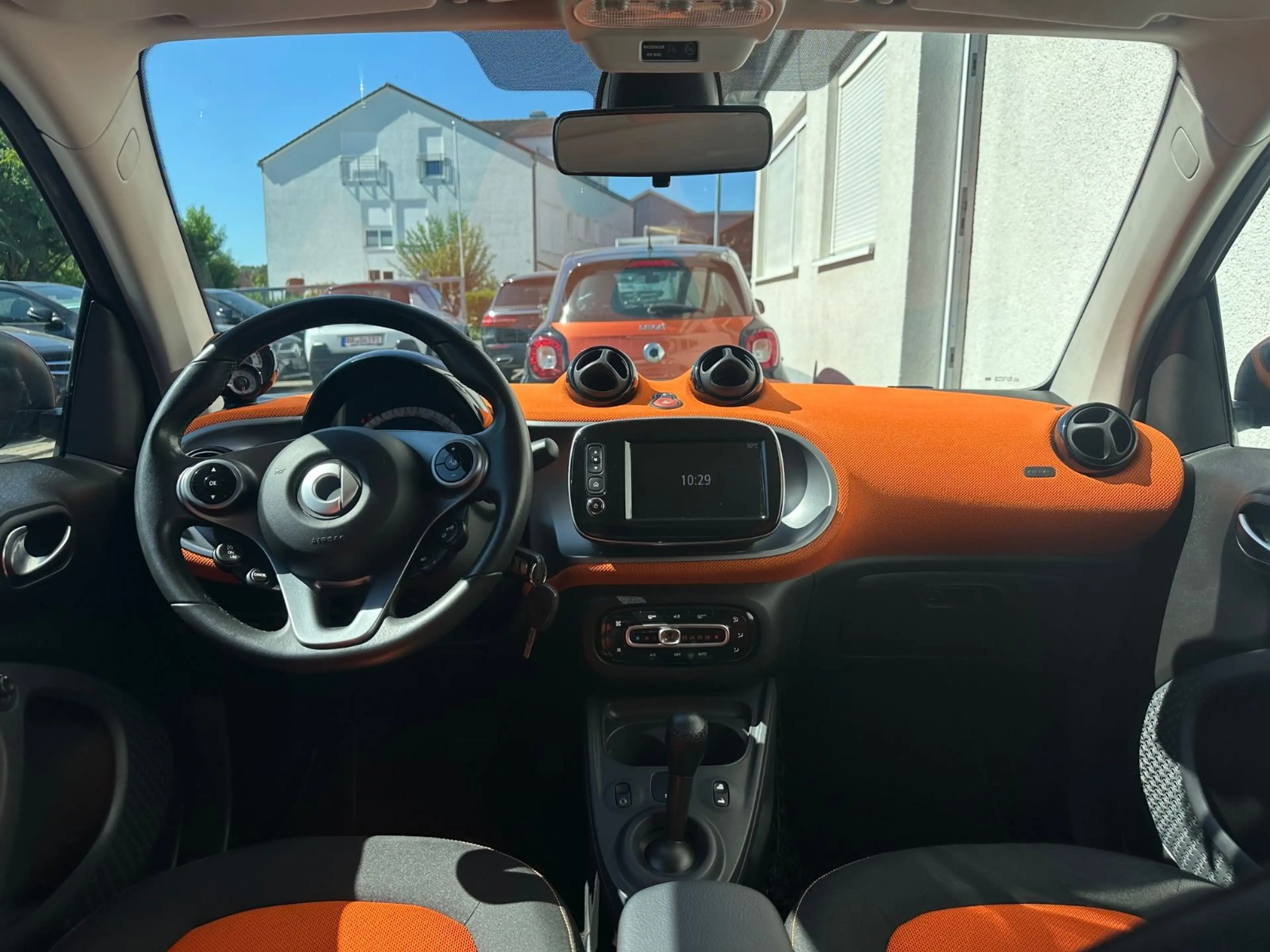 smart forTwo For Two Cabrio 90 PS Navi / LED & Sensor-Paket — photo 4