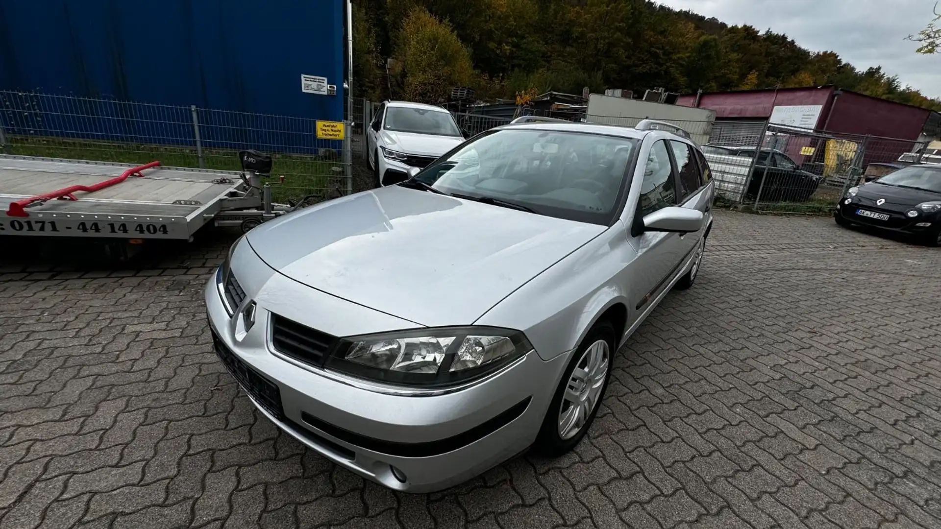 Renault Laguna II Kb.a1.Hd.TÜV27!COC Kessy NaviTDI FP!!! Silber - 1