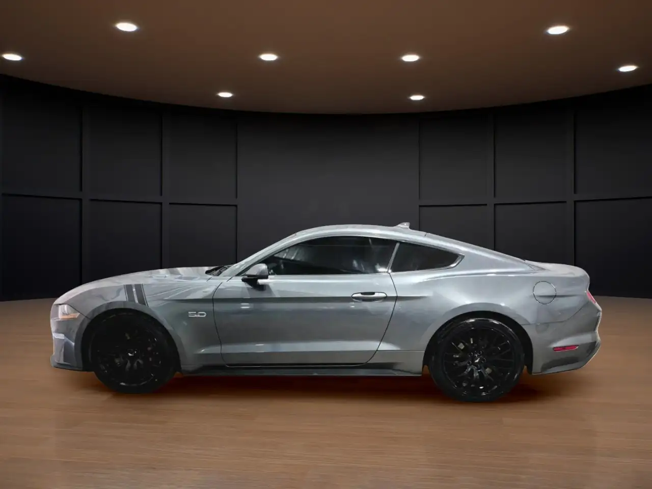 Ford Mustang снимка Ford Mustang