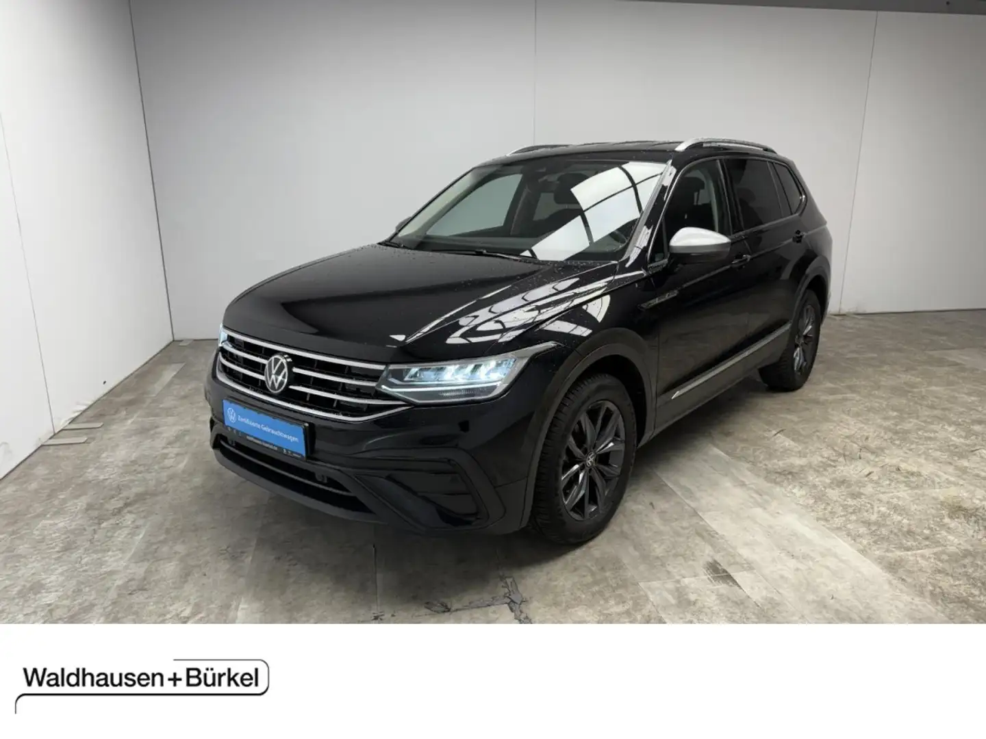 Volkswagen Tiguan Allspace 2.0 TDI DSGLife Klima Navi Einparkhilfe Noir - 1