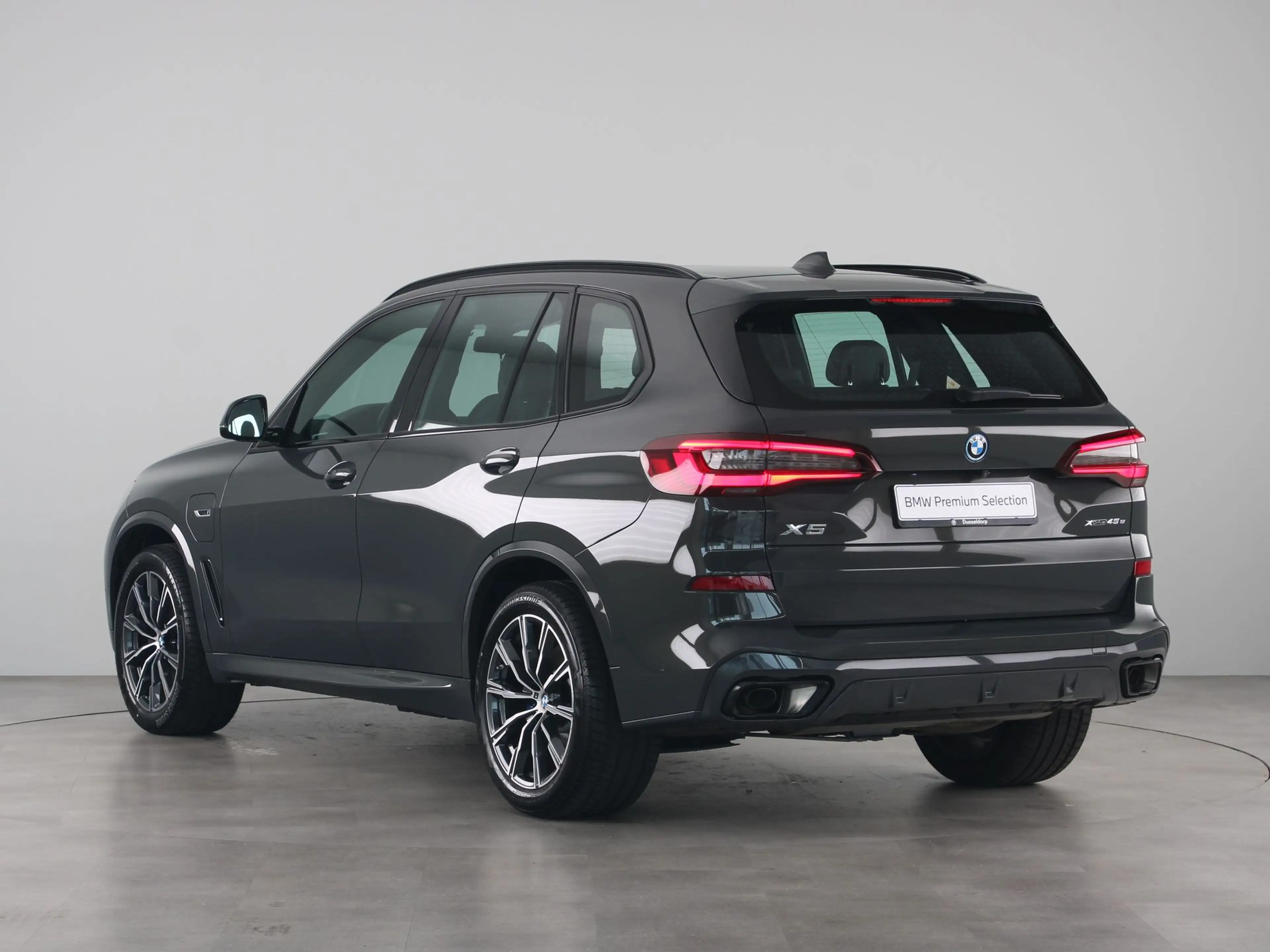 BMW X5 xDrive45e Executive M Sport — photo 13