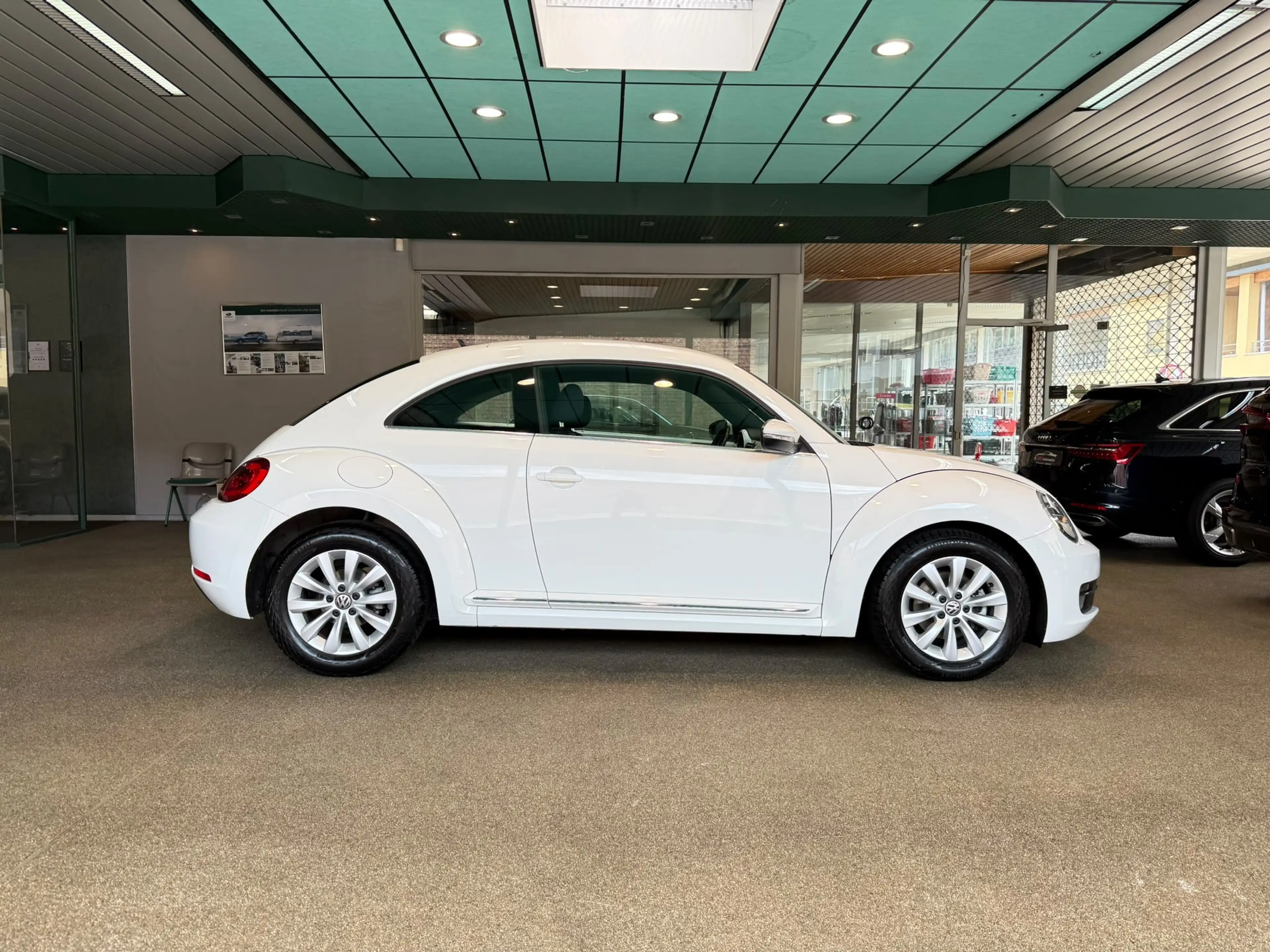 Volkswagen Beetle 1.2TSI Design DSG * Clim auto — photo 7