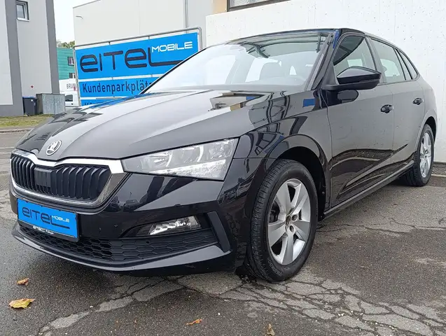 Skoda Scala Active Car Play Tempomat SHZ PDC AHK