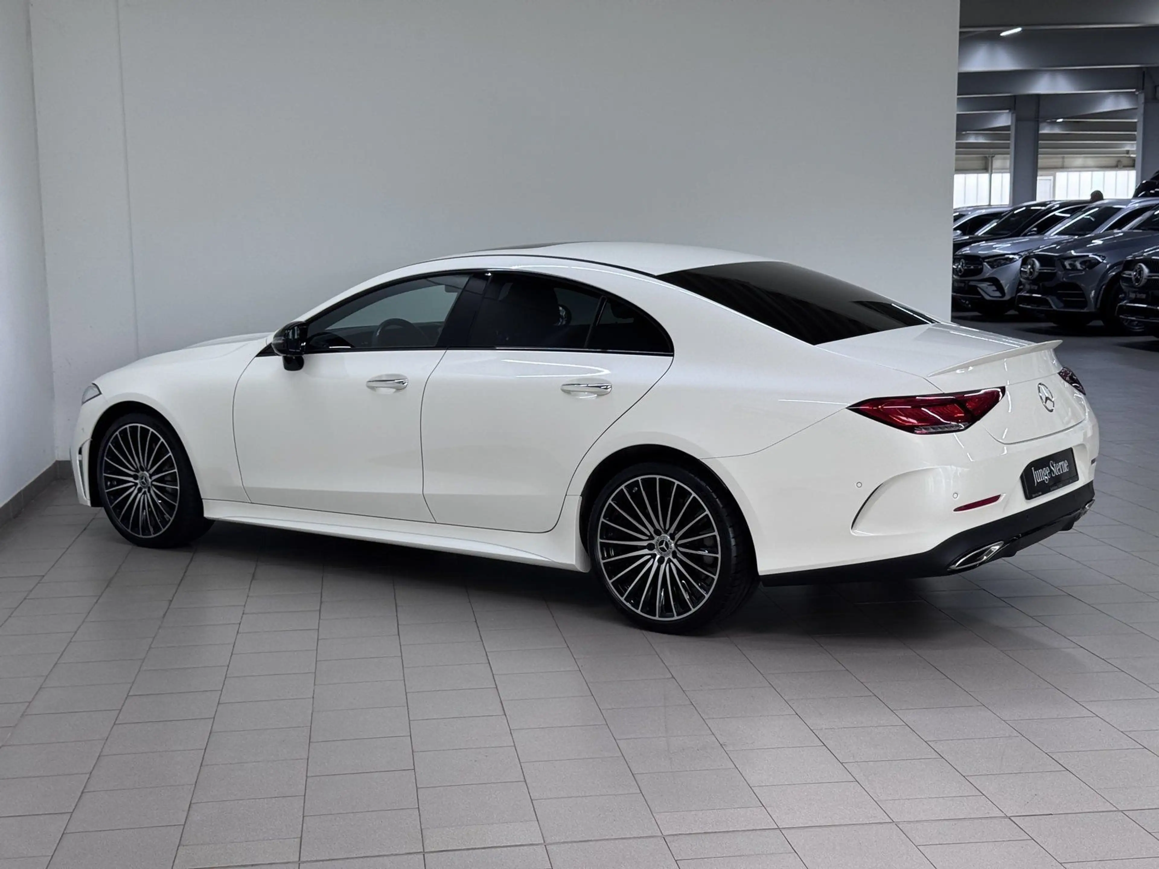 Mercedes-Benz CLS 450 4M AMG NIGHT+DISTR+20"+360°+SHD+HUD+MEMO — photo 3
