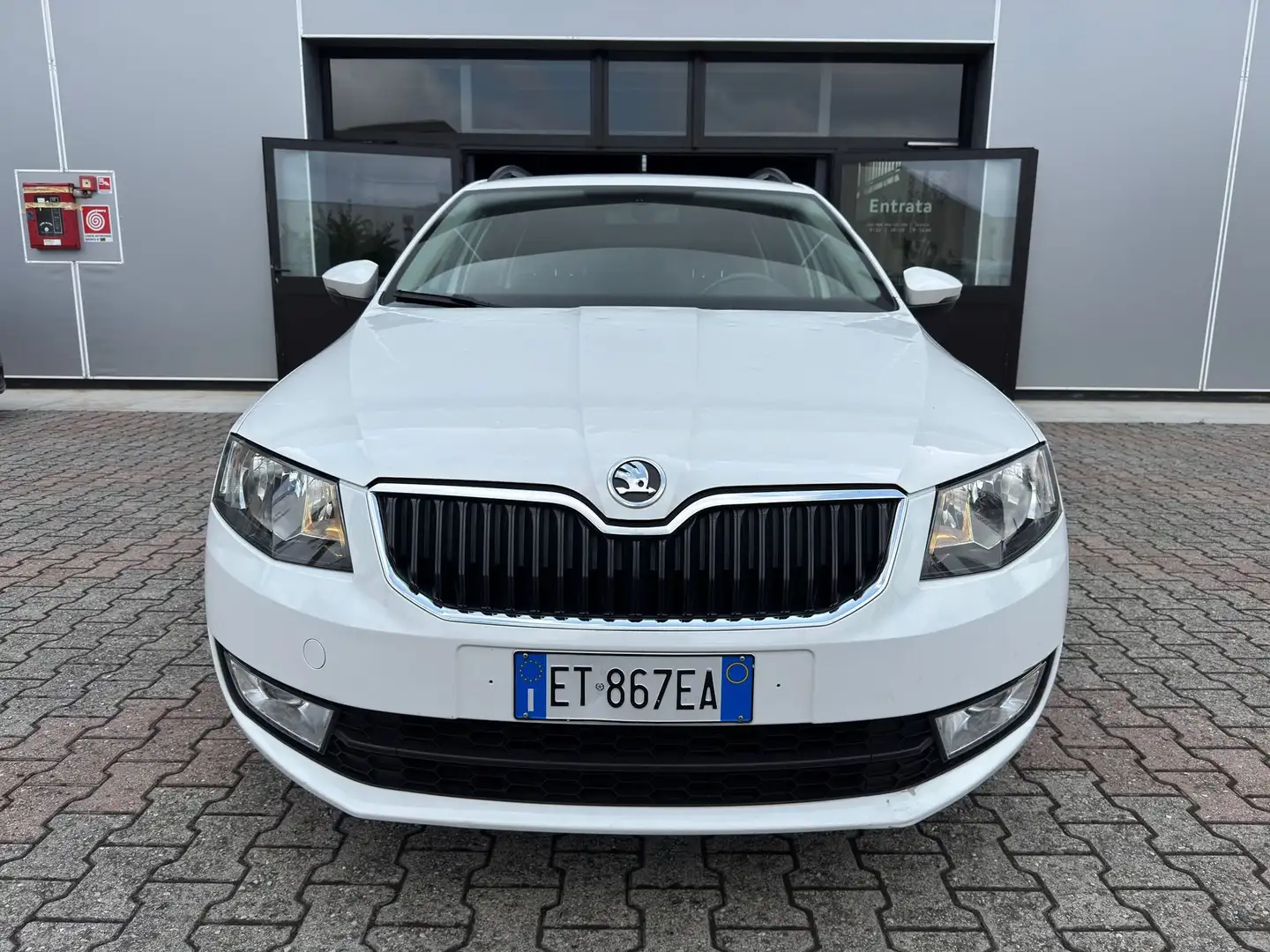 Skoda Octavia Wagon TDI Ambition 1.6 TDI 105 CV - GRANDINATA Blanc - 2
