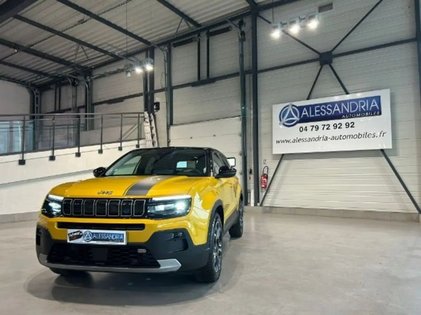 Jeep Avenger ELECTRIQUE 115 kW 4x2 Summit 5P - 1