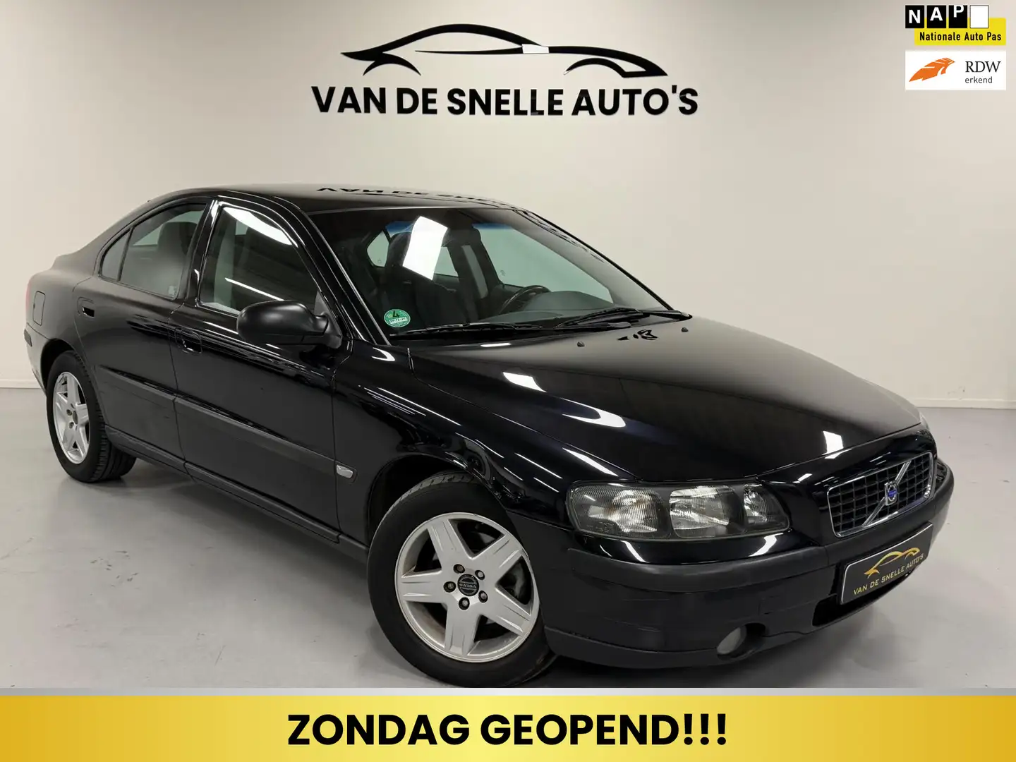 Volvo S60 2.4 Edition ORIGINEELNL/DEALERONDERHOUDEN Schwarz - 1