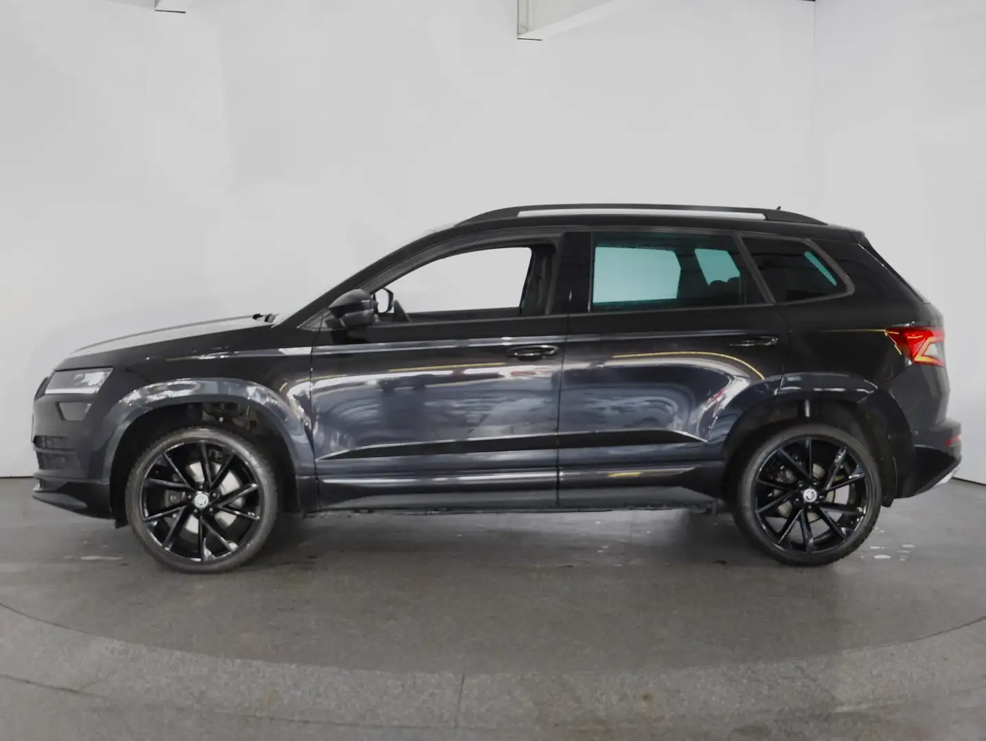 Skoda Karoq SPORTLINE TDI SCR Schwarz - 2