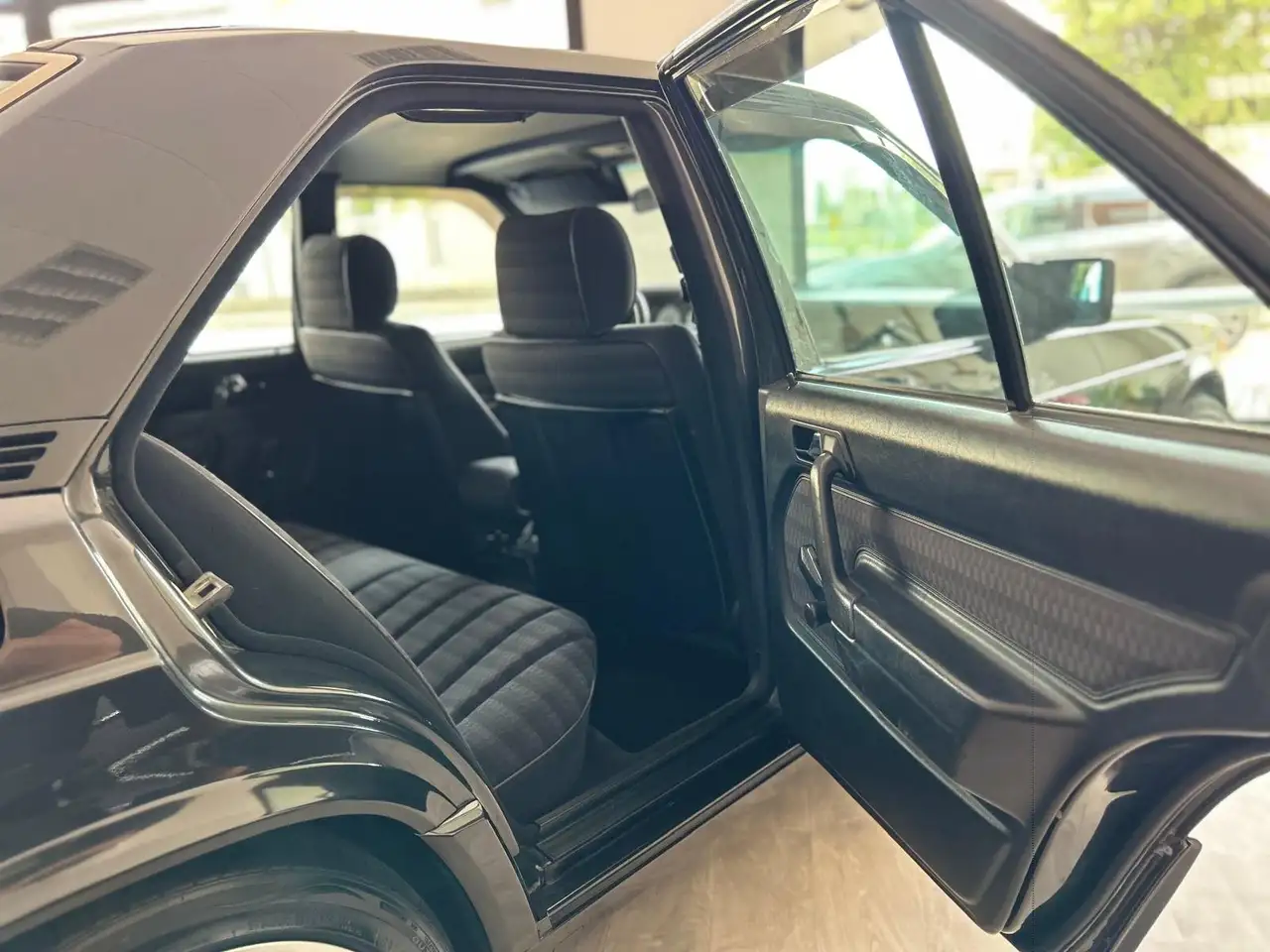 Mercedes-Benz 190, foto 10