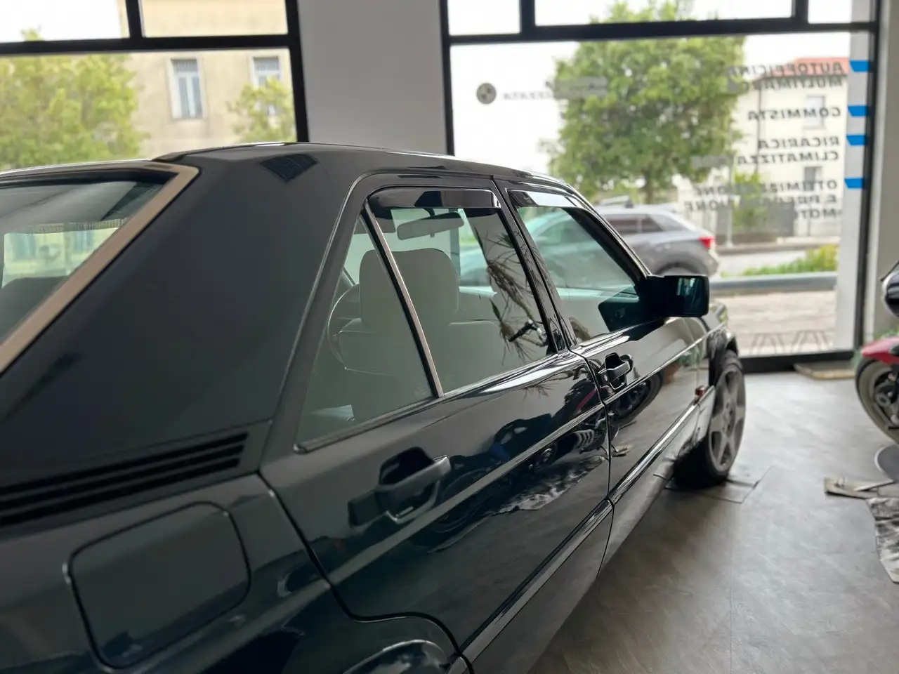 Mercedes-Benz 190, foto 5