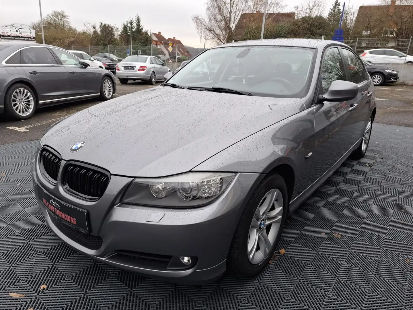 BMW 320 3 Limousine 320d Grau - 1