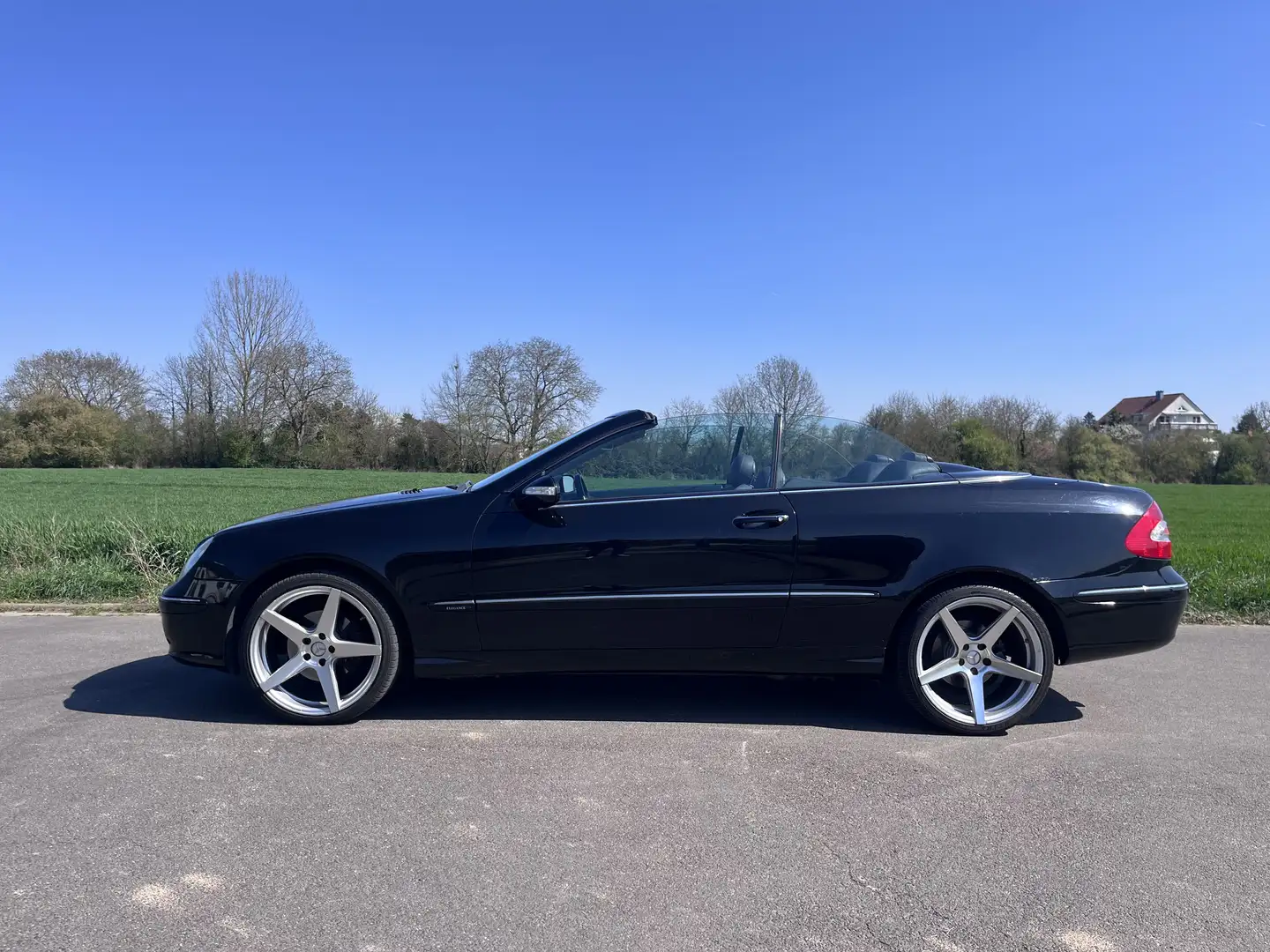 Mercedes-Benz CLK 320 Cabrio Elegance - 19 Zoll - Servicehistorie Black - 1