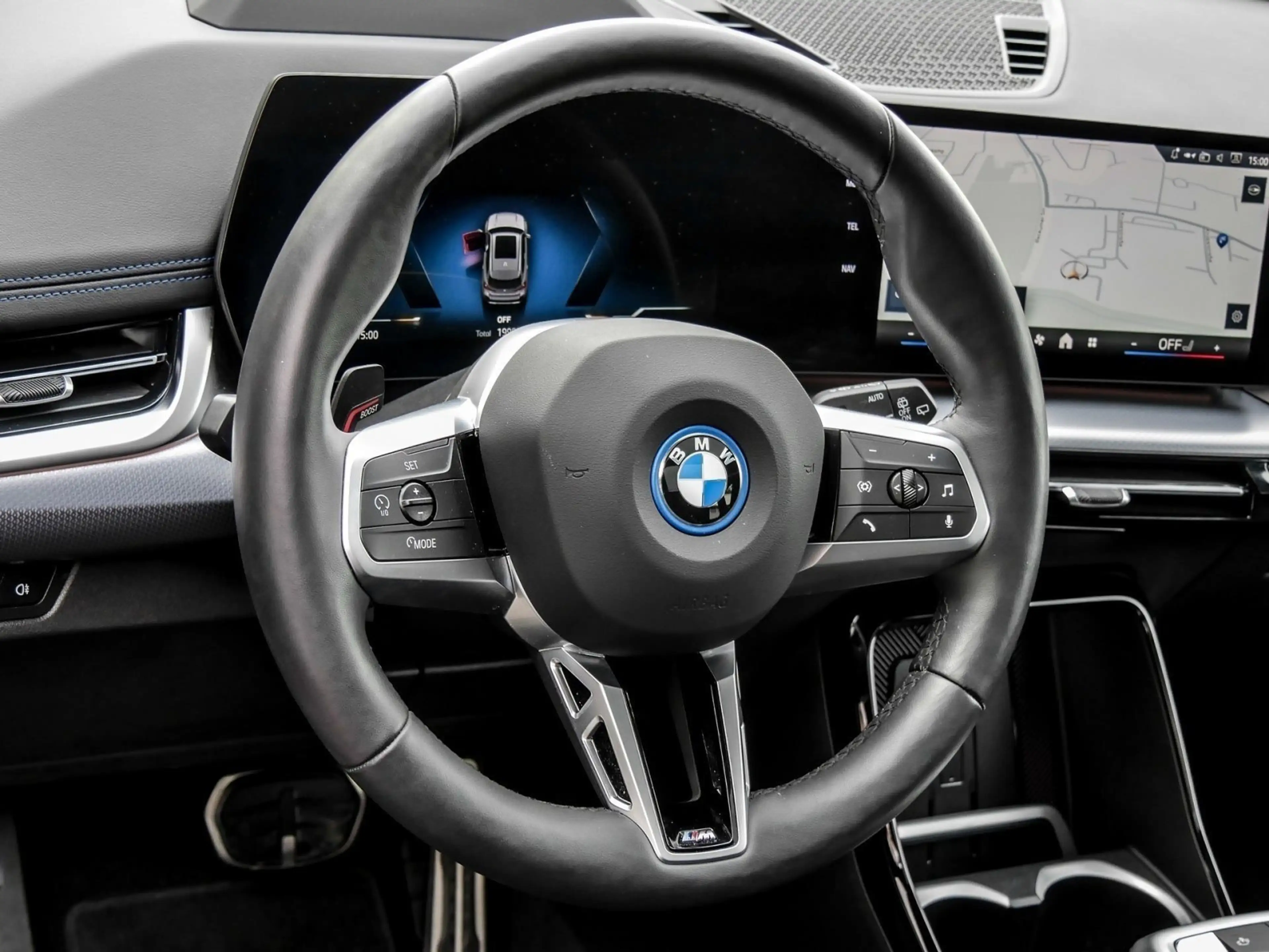 BMW iX1 xDrive30 M Sport HUD PANO ACC AHK RFK NAVI — photo 9