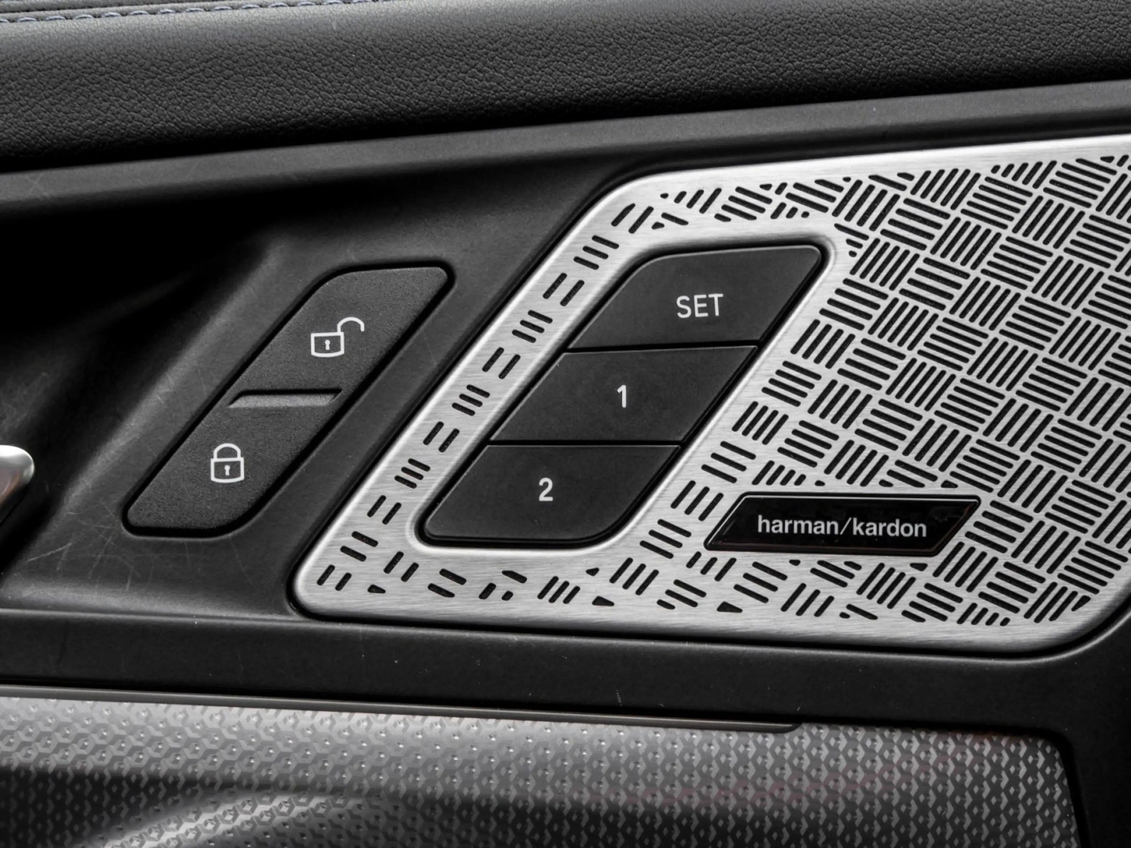 BMW iX1 xDrive30 M Sport HUD PANO ACC AHK RFK NAVI — photo 14