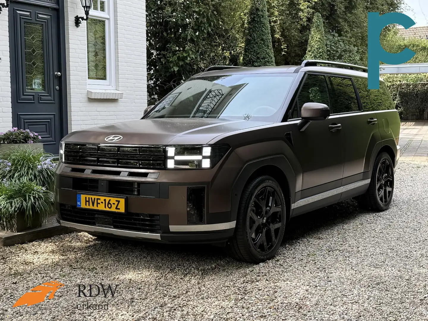 Hyundai SANTA FE 1.6 T-GDI PHEV Premium Plus 4WD 7p. Full Option Tr Bruin - 1