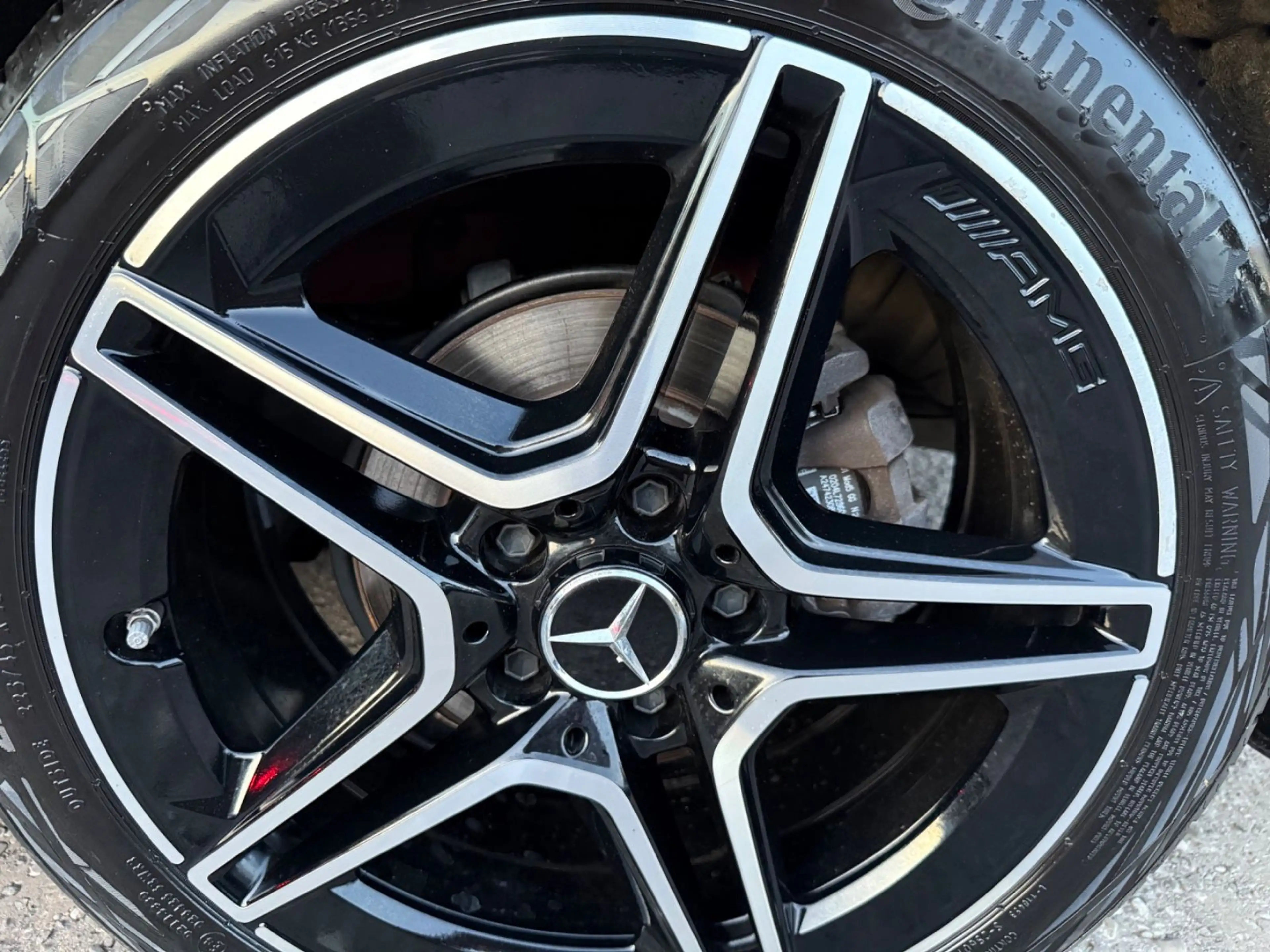 Mercedes-Benz CLA 180 AMG black Edition — photo 17