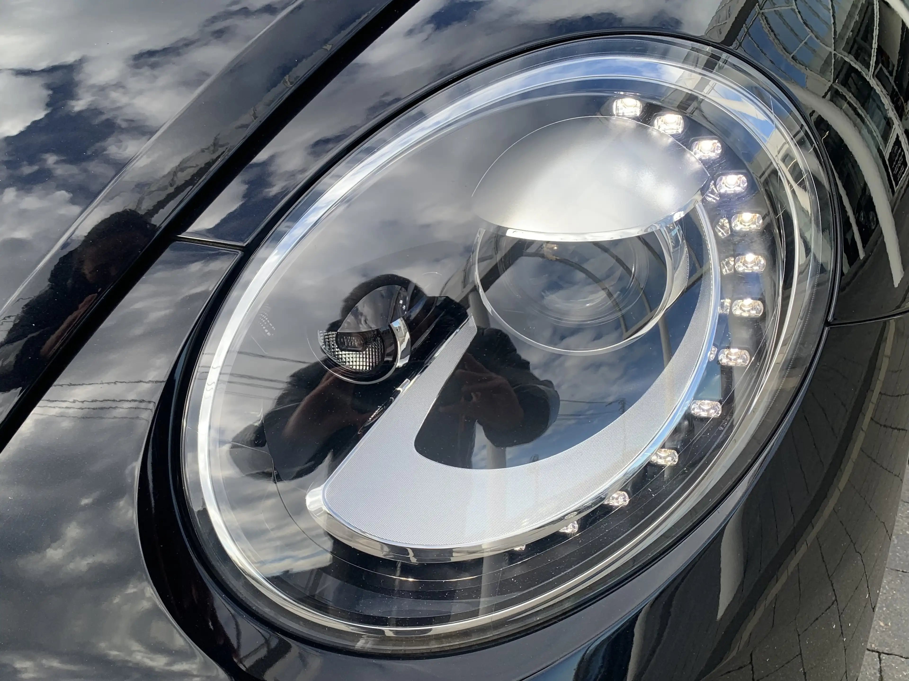 Volkswagen New Beetle 1.6TDI Sport/ Xenon / Cuir / Gps/ Cruise/ LED/ PDC — photo 2