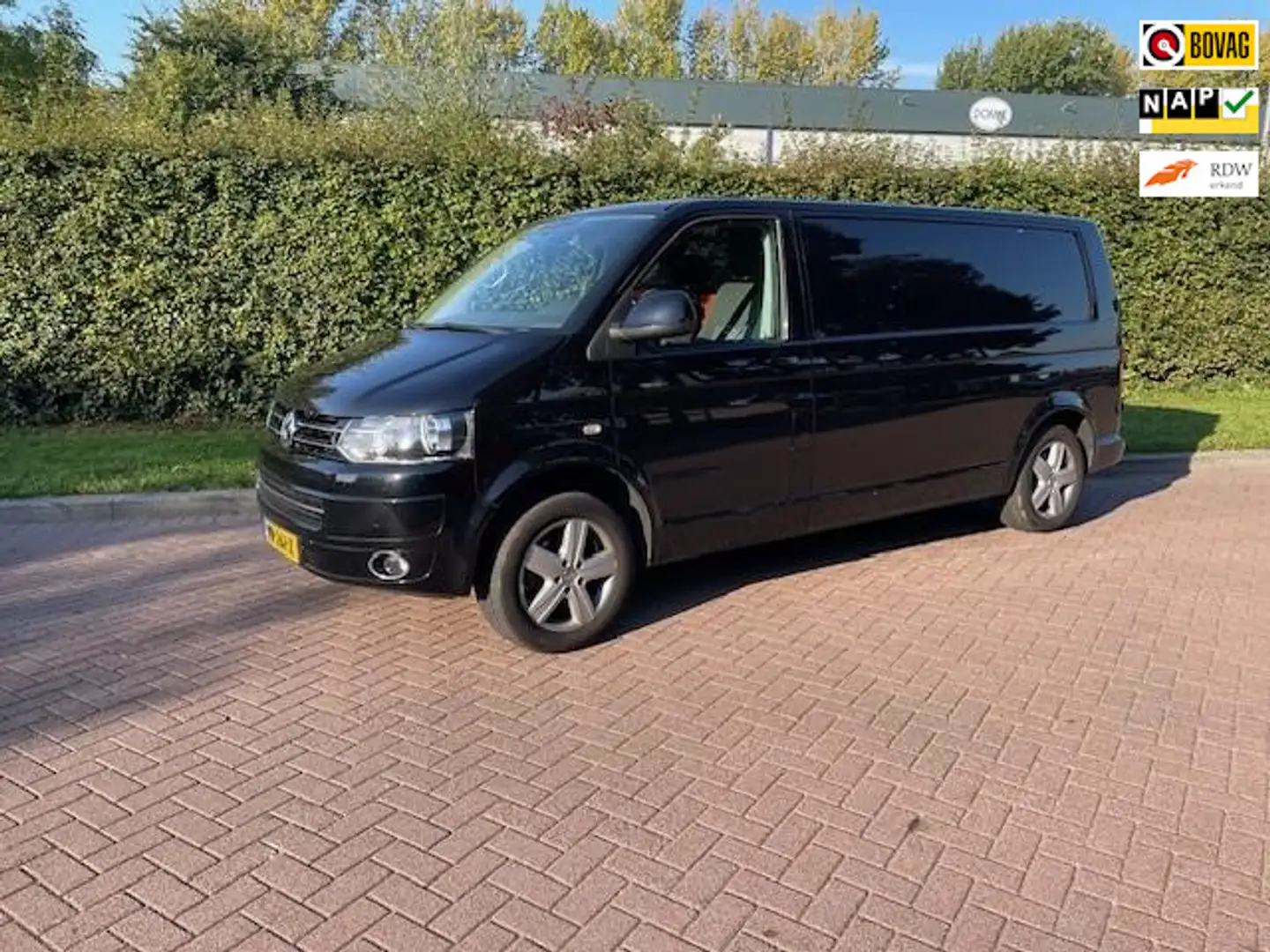 Volkswagen Transporter 2.0 TDI L2H1 DC Budgetline Fekete - 1