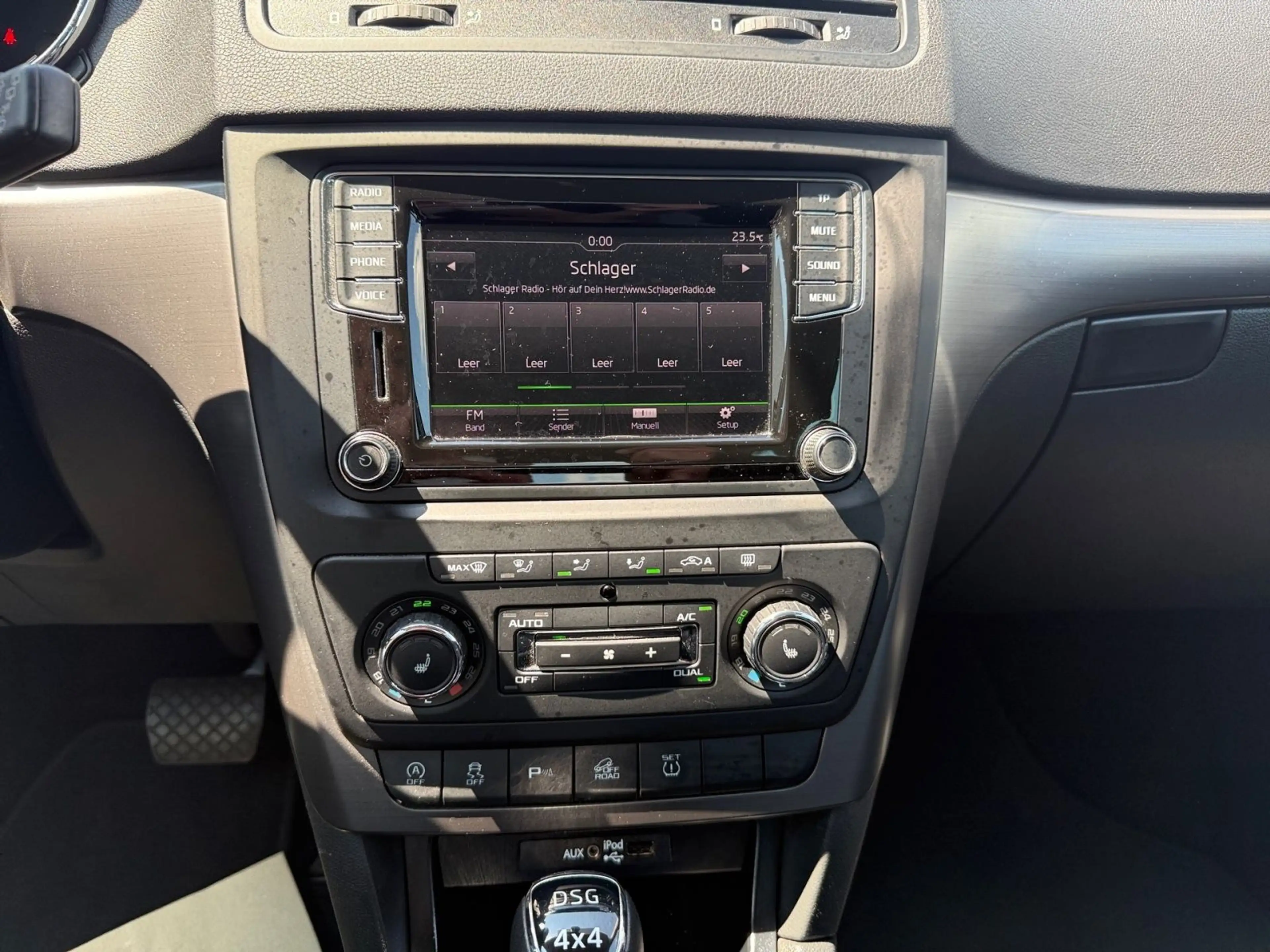 Skoda Yeti 1.4 TSI Joy 4x4 Green tec — photo 9