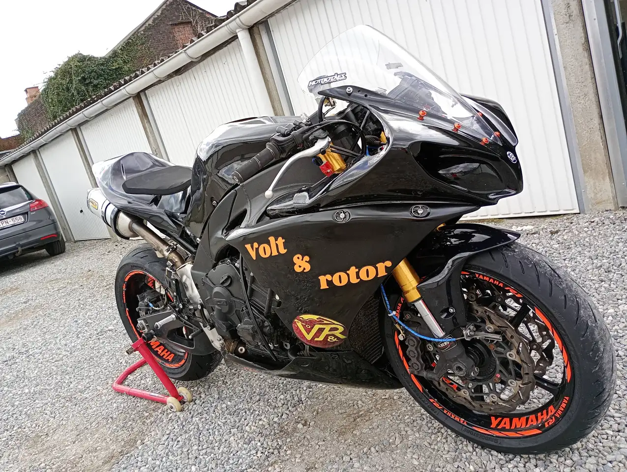Yamaha YZF-R1