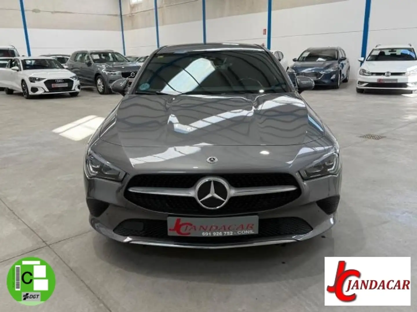 Mercedes-Benz CLA 200 d Shooting Brake 7G-DCT Grijs - 2