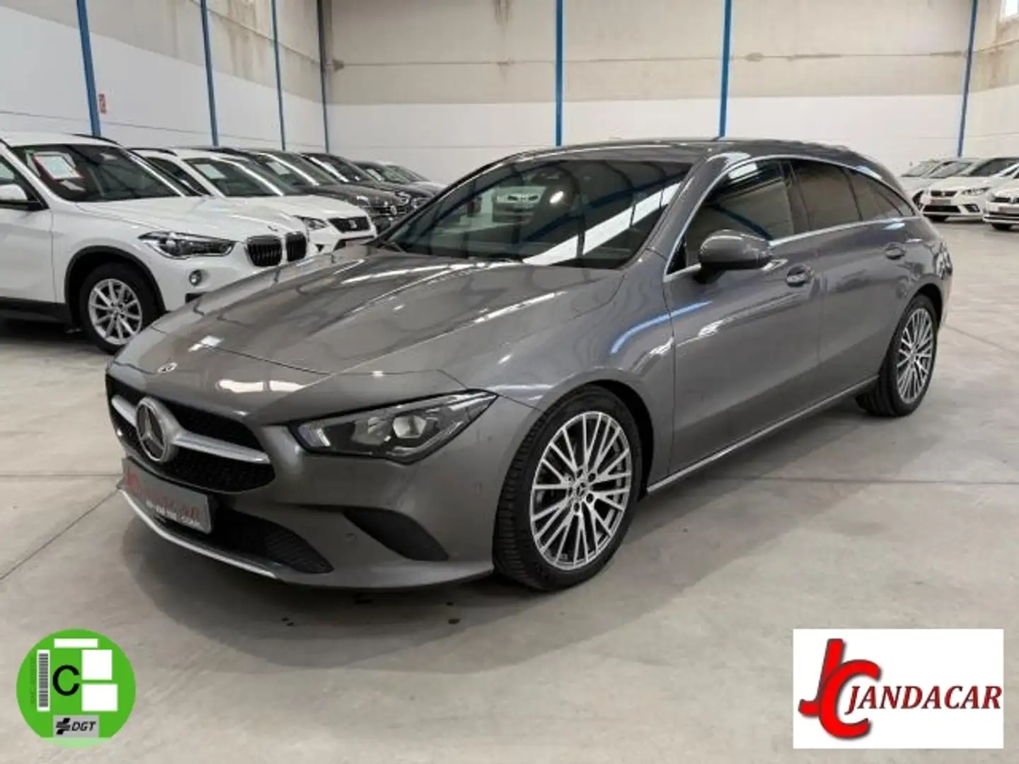 Mercedes-Benz CLA 200 d Shooting Brake 7G-DCT Grijs - 1