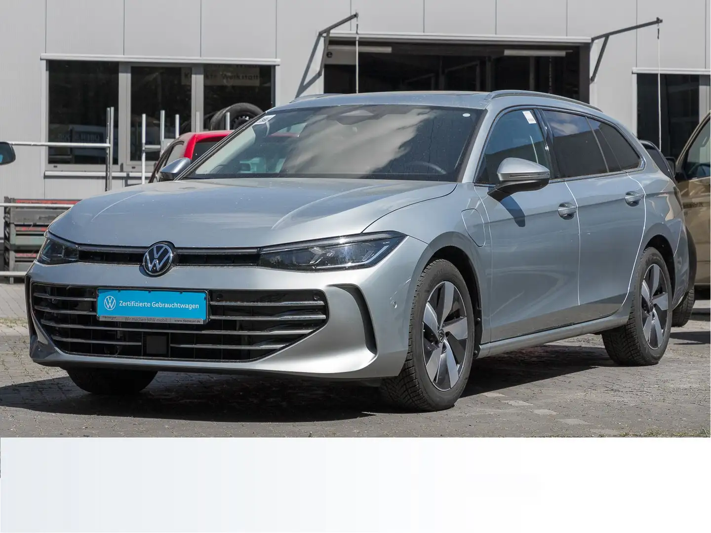 Volkswagen Passat Variant 1.5 eHybrid ELEGANCE IQ.LIGHT PAN Silber - 2