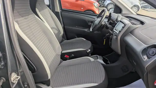 Toyota Aygo view 9