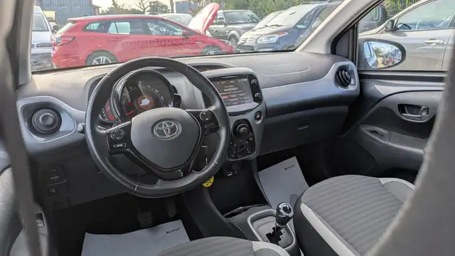 Toyota Aygo view 5