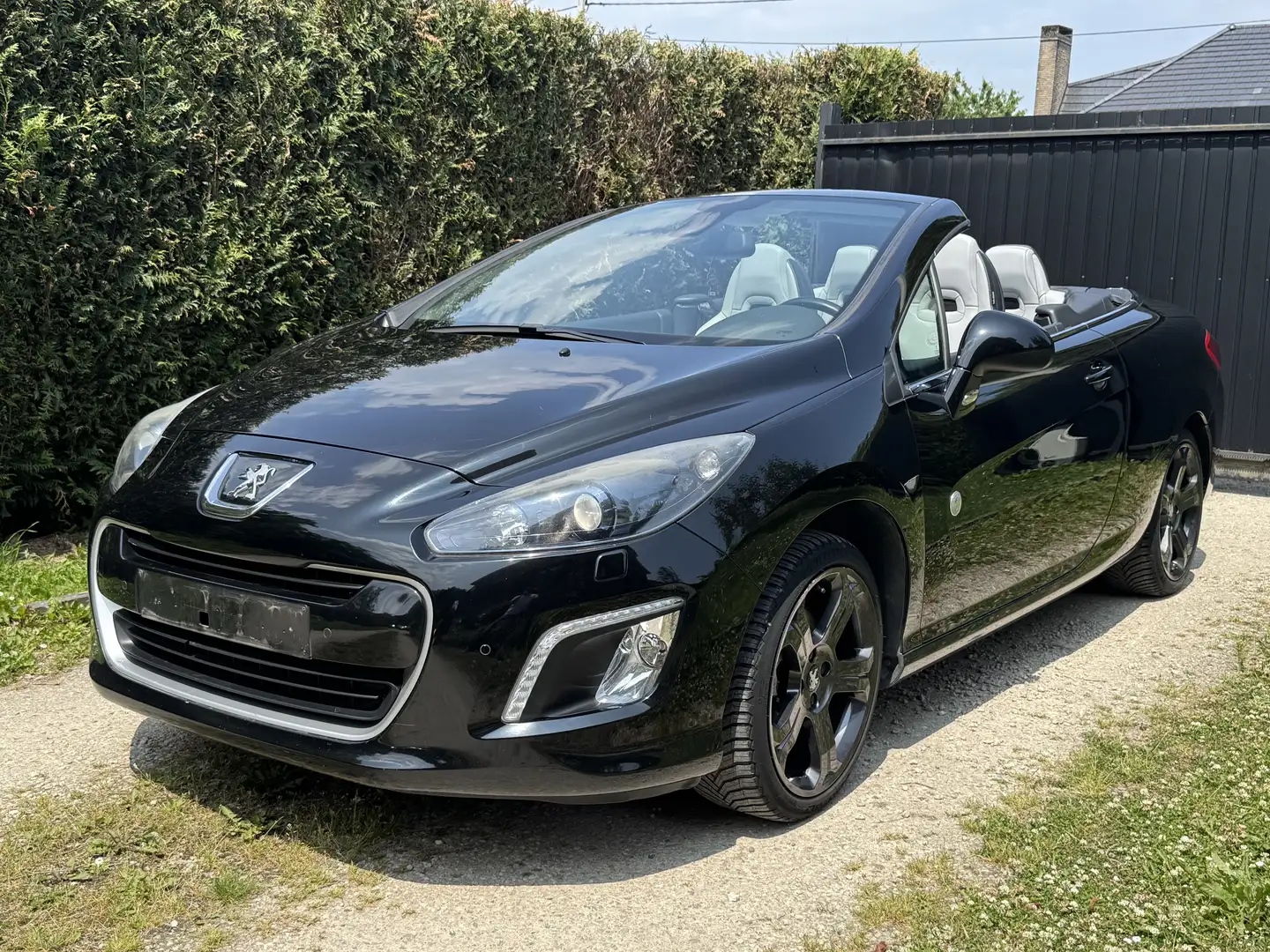 Peugeot 308 CC+++1.6i Essence 155 THP+++Roland Garros+++ Noir - 1