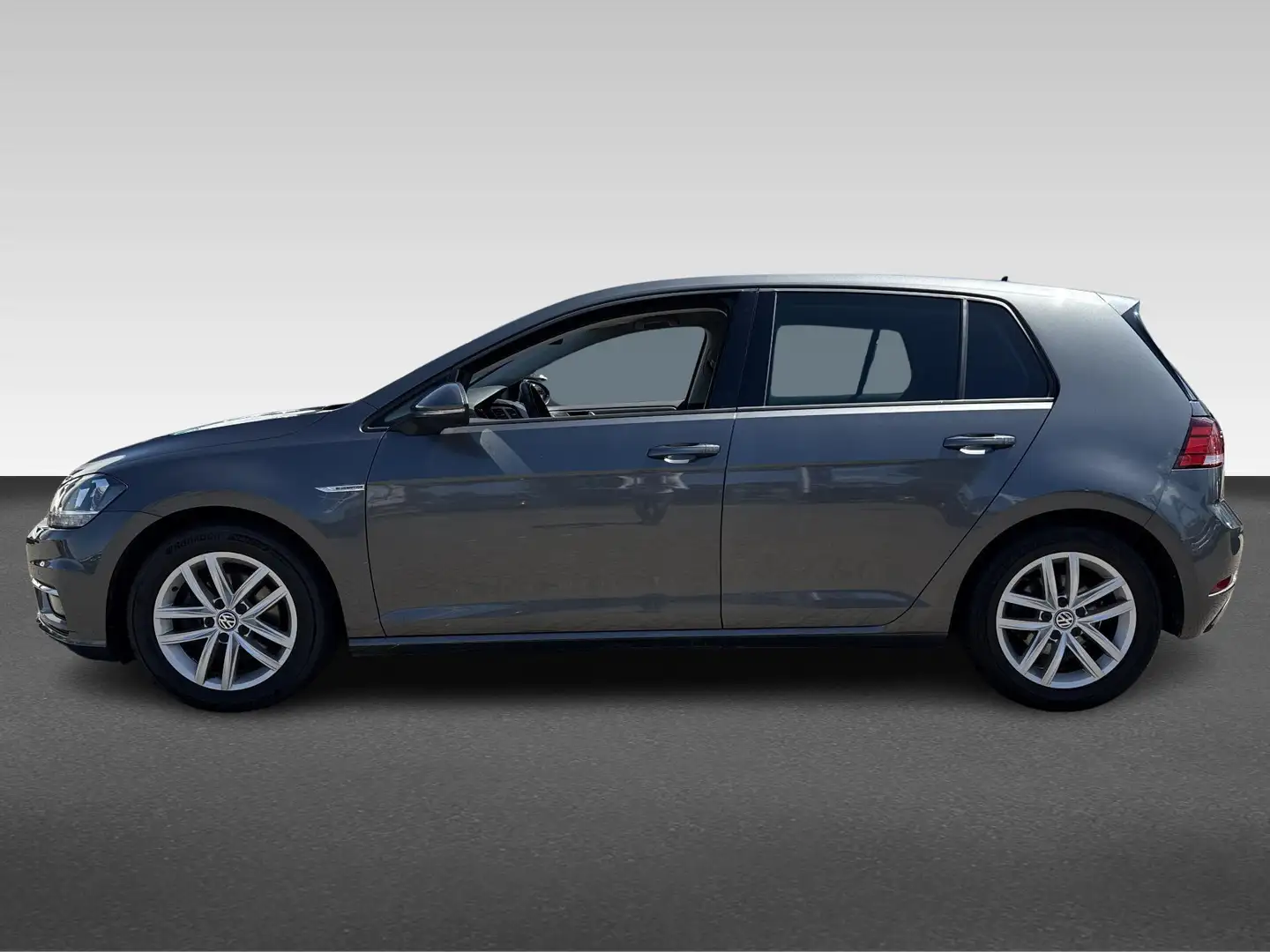 Volkswagen Golf 1.5 TSI Comfortline Business  | 130PK | adaptive c Grijs - 2