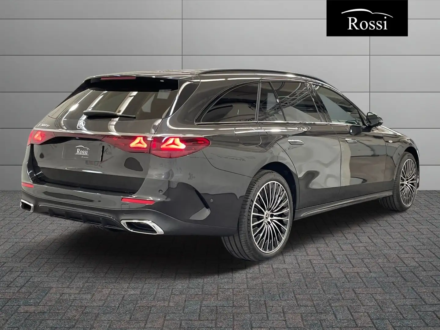 Mercedes-Benz E 300 de con tecnologia ibrida EQ Statio Grigio - 2