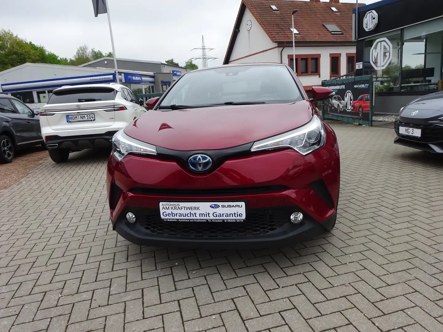 Toyota C-HR Hybrid Club*1.Hd* Piros - 2