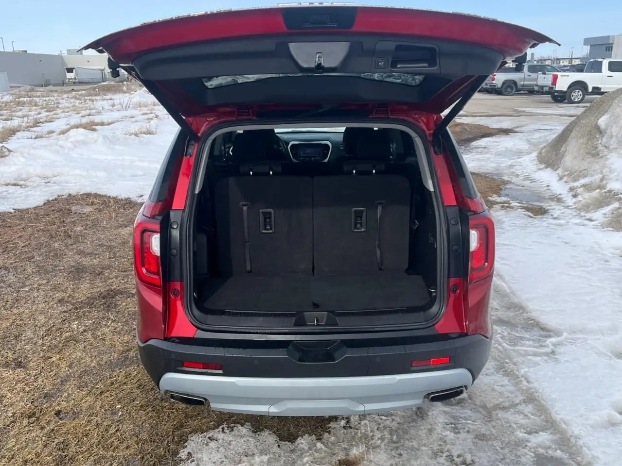 GMC Acadia снимка GMC Acadia