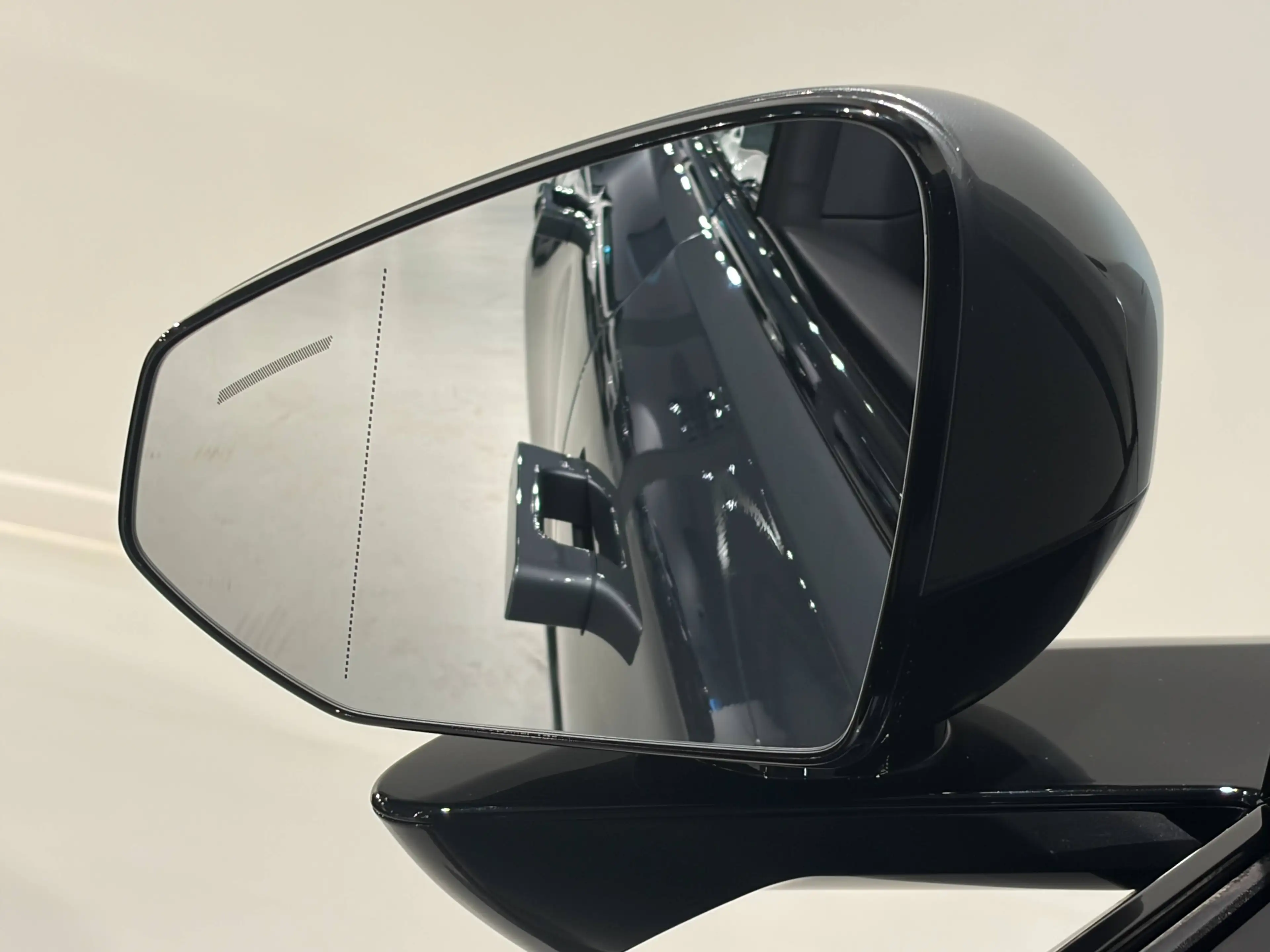 Polestar 4 Polestar 4 Long Range + Pilot + Plus Pack — photo 10