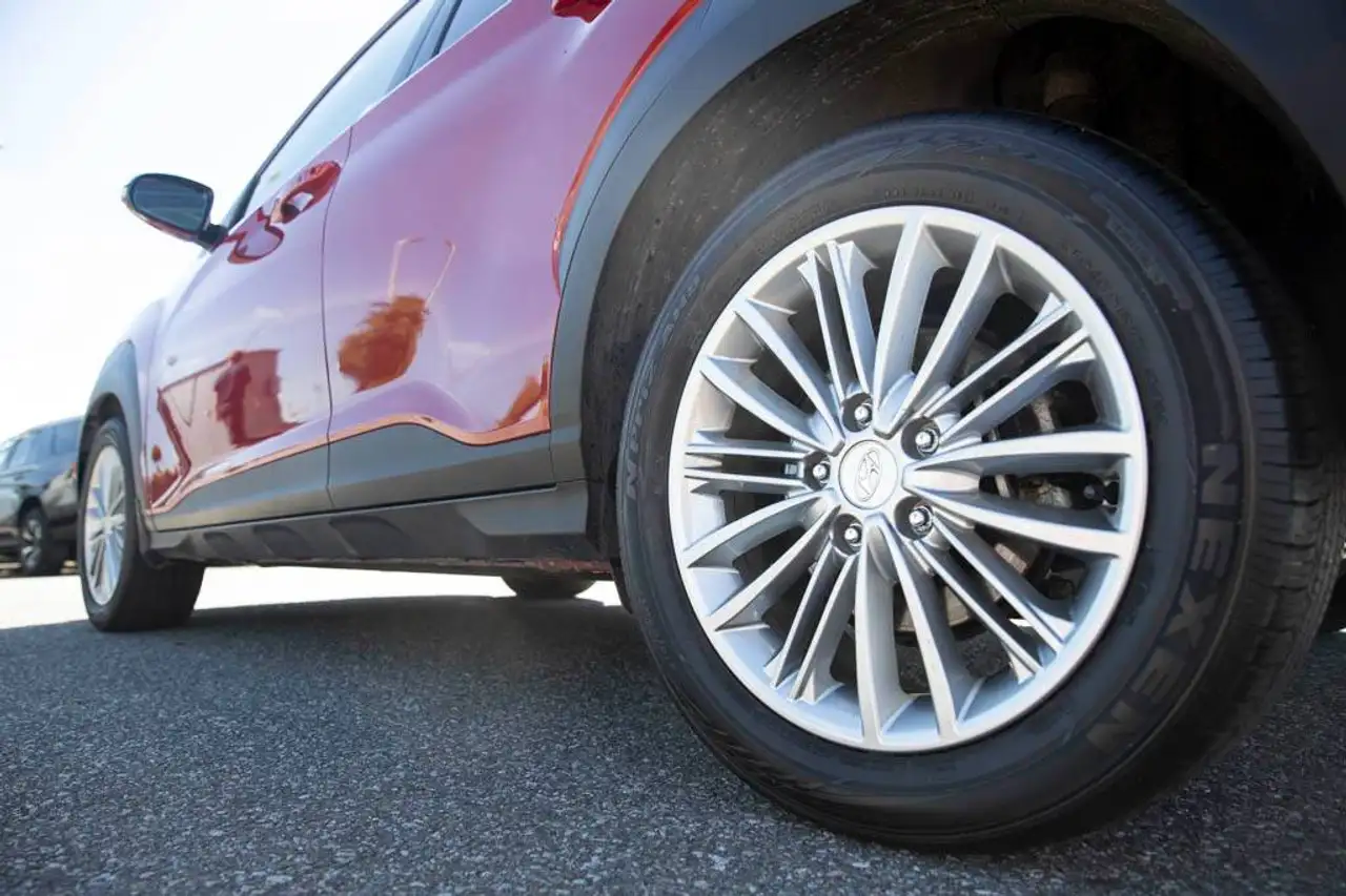 Hyundai KONA снимка Hyundai KONA