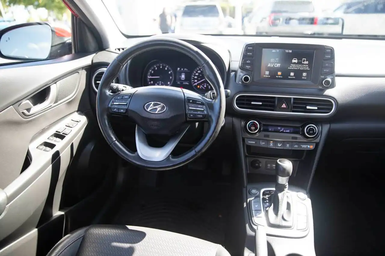 Hyundai KONA снимка Hyundai KONA