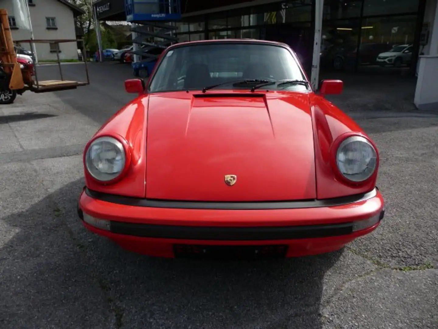 Porsche 911 Targa Roşu - 2