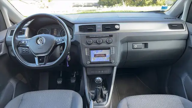Volkswagen Caddy view 11