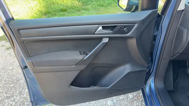 Volkswagen Caddy view 7