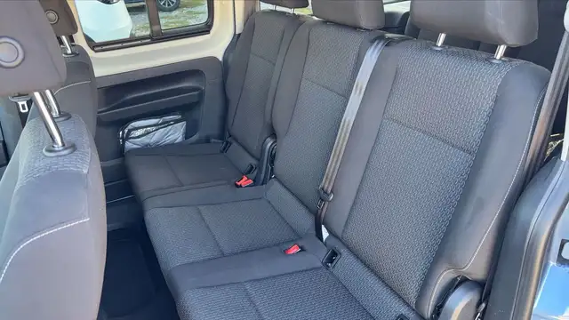 Volkswagen Caddy view 9