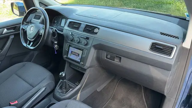 Volkswagen Caddy view 10